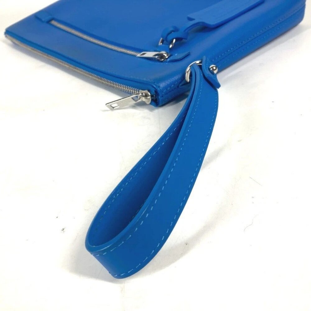 LOUIS VUITTON M82270 Aerogram Takeoff-Pouch Clutch (Initials "MH" on name tag) - Picture 8 of 15